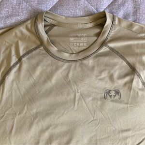 Kuiu Gila Long Sleeve T Shirt Mens Medium Base Layer Cool Touch UPF Anti Odor